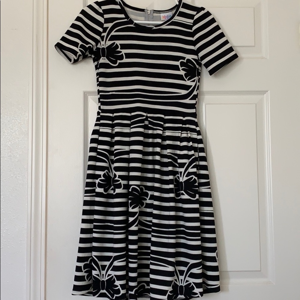 Lularoe Amelia dress